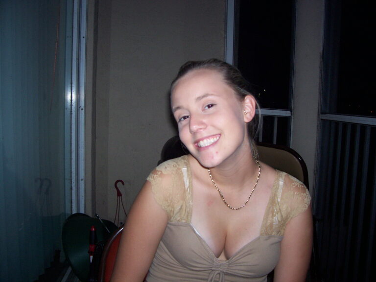 Wife & Friend Gangbang Hubby&rsquo;s Bday